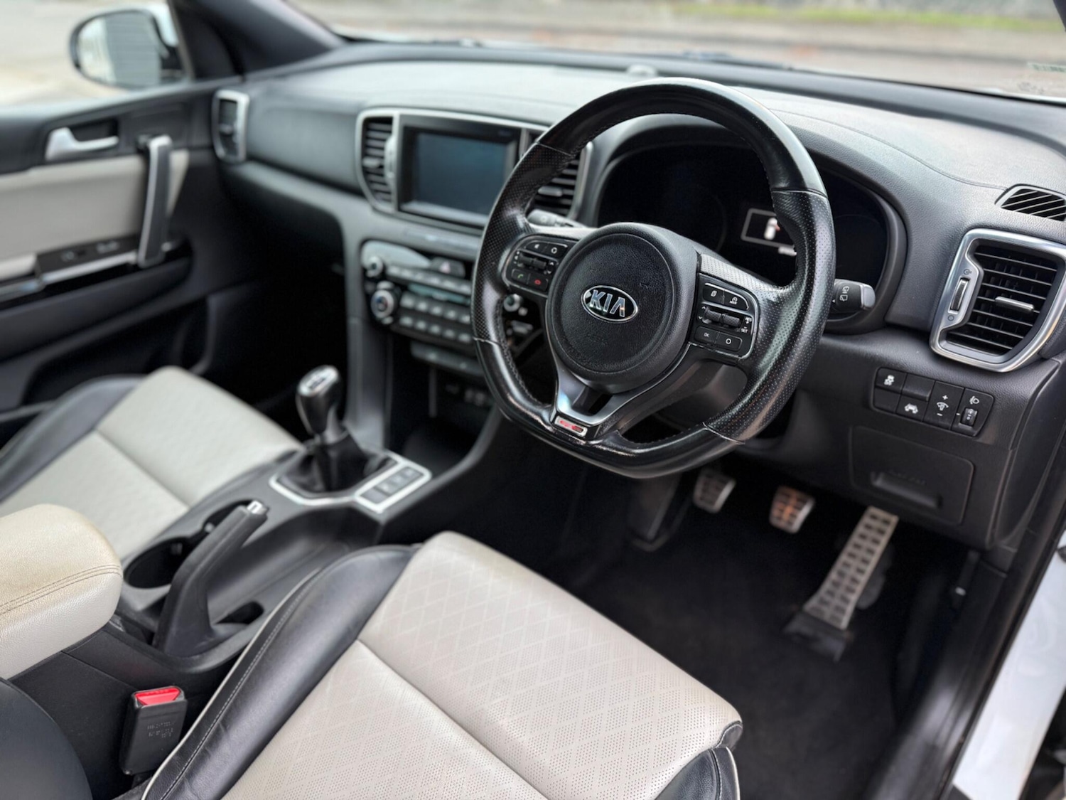 Used Kia Sportage 2016 for sale - 77205066: Photo 2