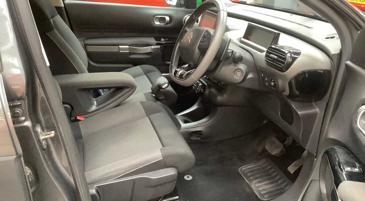 Used Citroen C4 Cactus 2017 for sale - 78027850: Photo 2