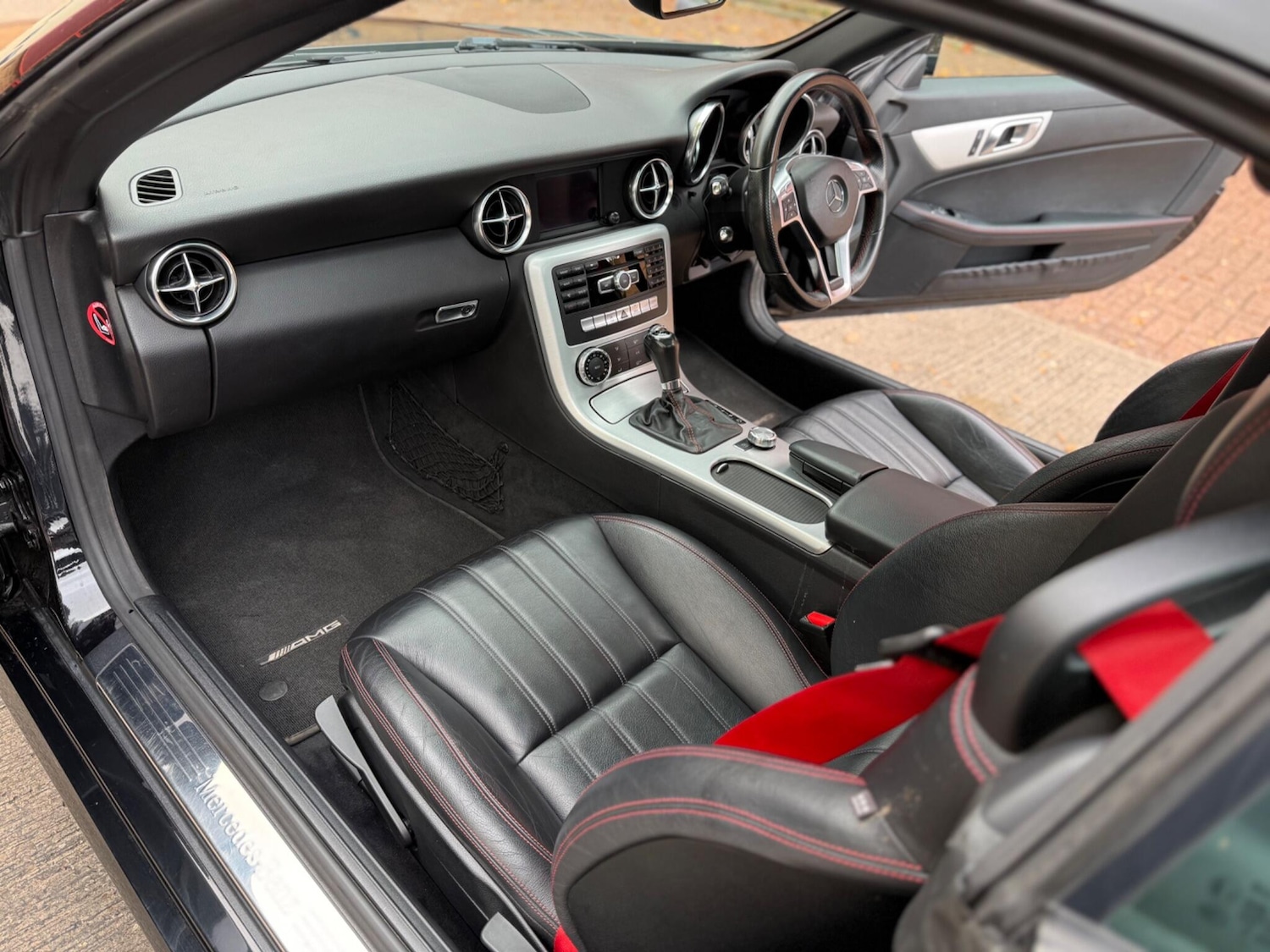 Used Mercedes-Benz SLK 2012 for sale - 76484740: Photo 13