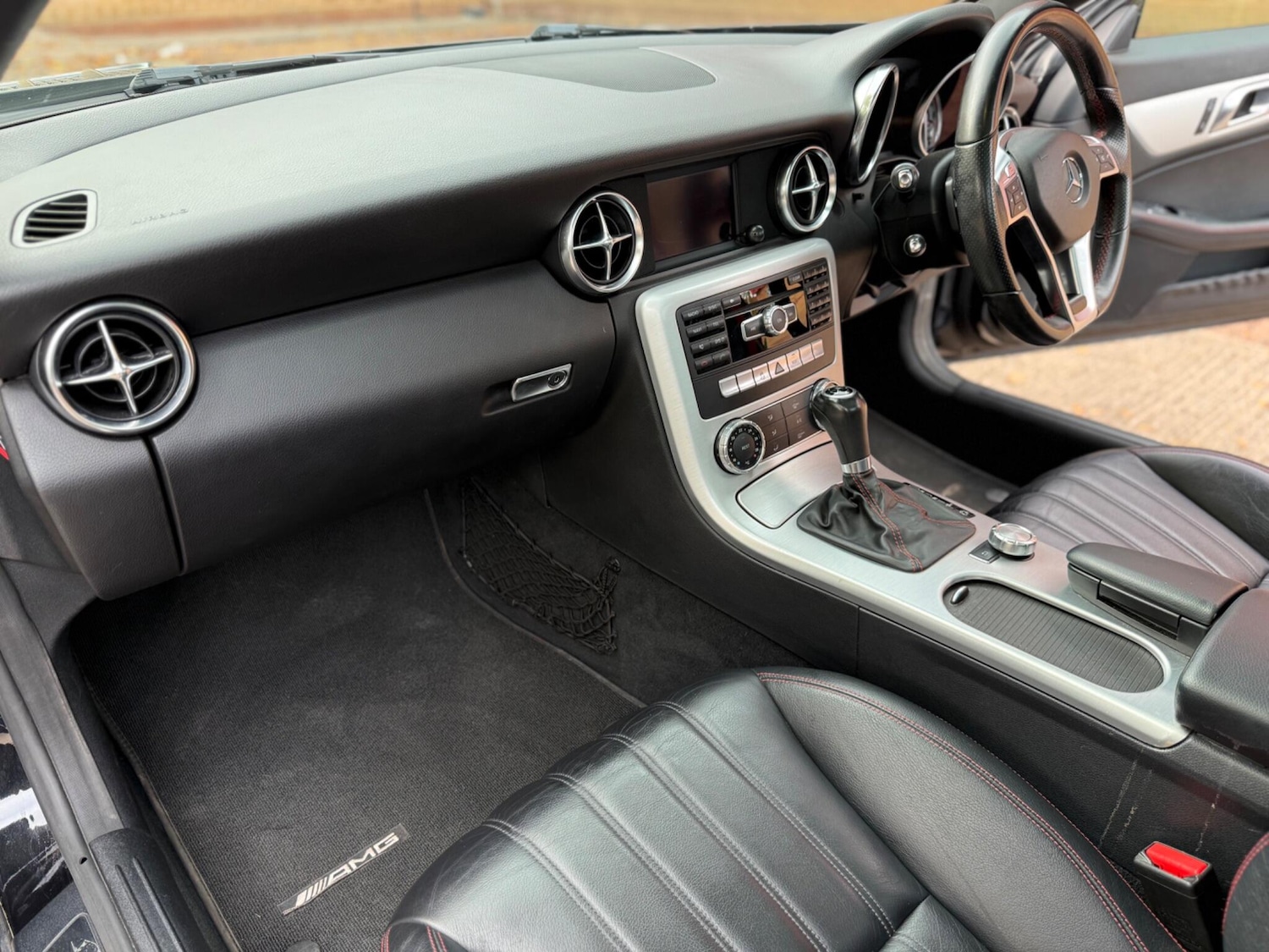 Used Mercedes-Benz SLK 2012 for sale - 76484740: Photo 17