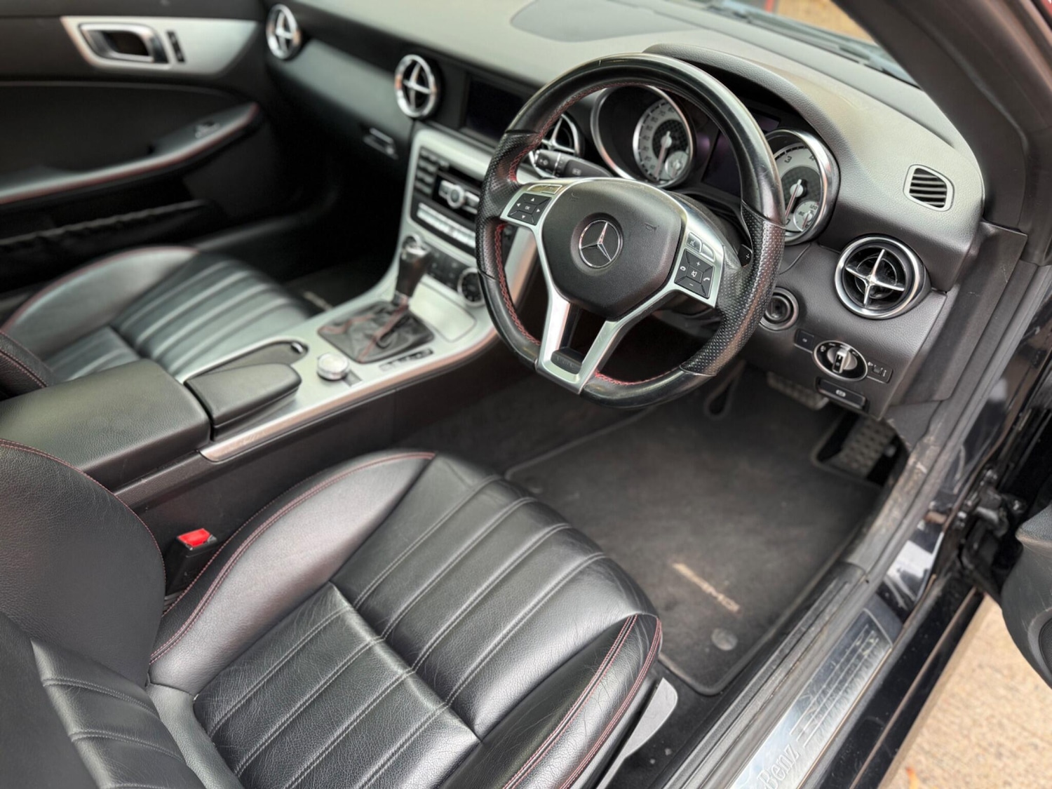 Used Mercedes-Benz SLK 2012 for sale - 76484740: Photo 2