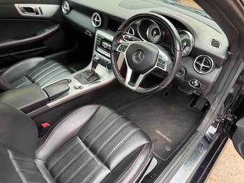 Used Mercedes-Benz SLK 2012 for sale - 76484740: Photo