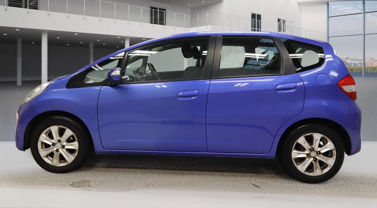 Used Honda Jazz 2012 for sale - 76592297: Photo 6
