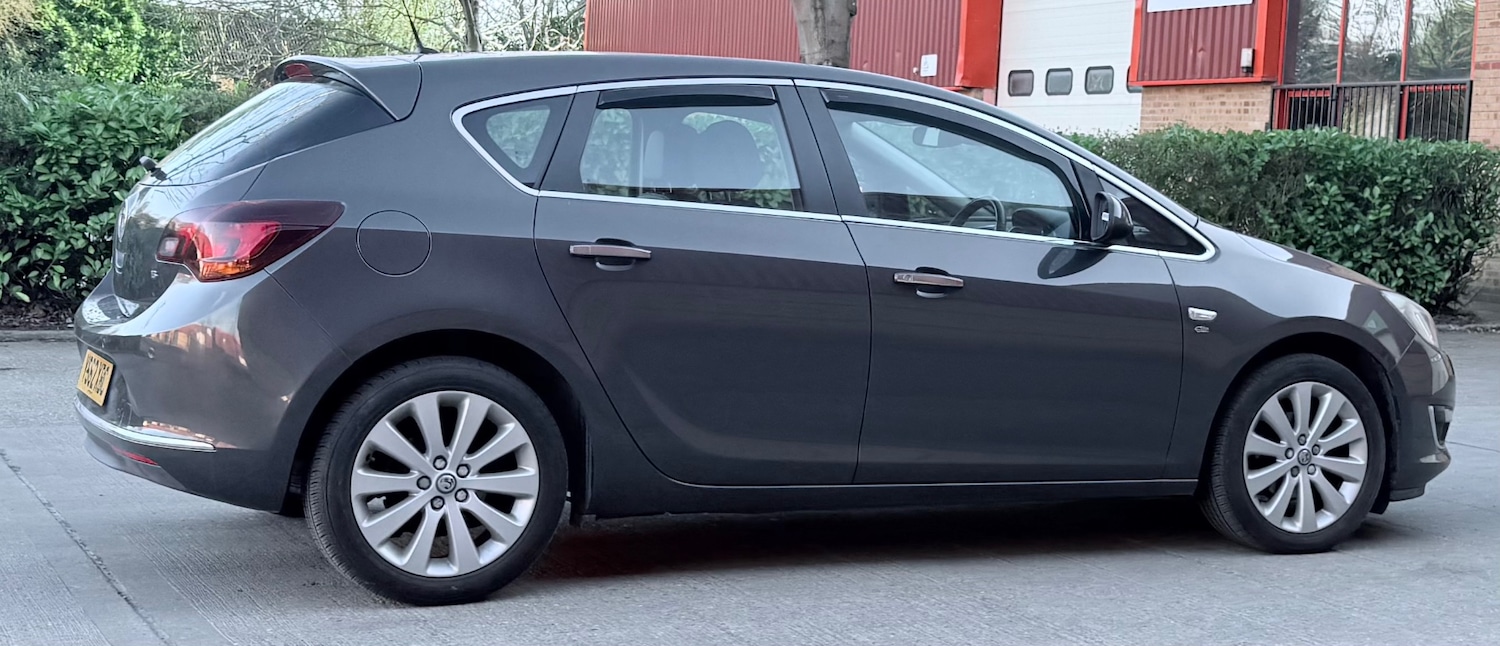 Used Vauxhall Astra 2013 for sale - 77891704: Photo 13