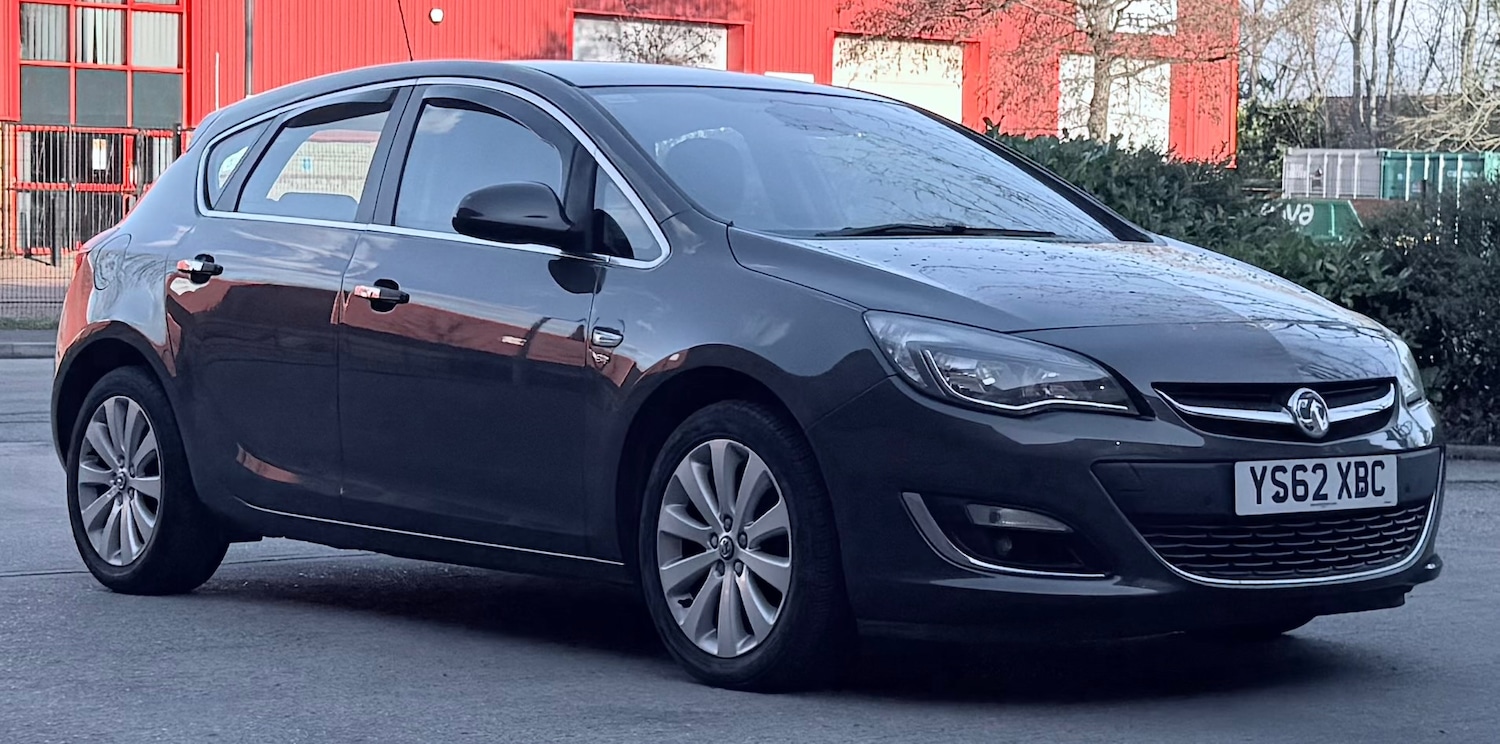 Used Vauxhall Astra 2013 for sale - 77891704: Photo 16