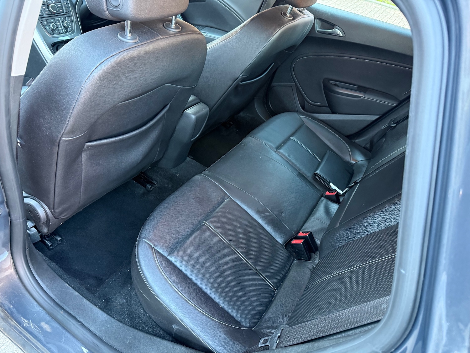 Used Vauxhall Astra 2013 for sale - 77891704: Photo 19