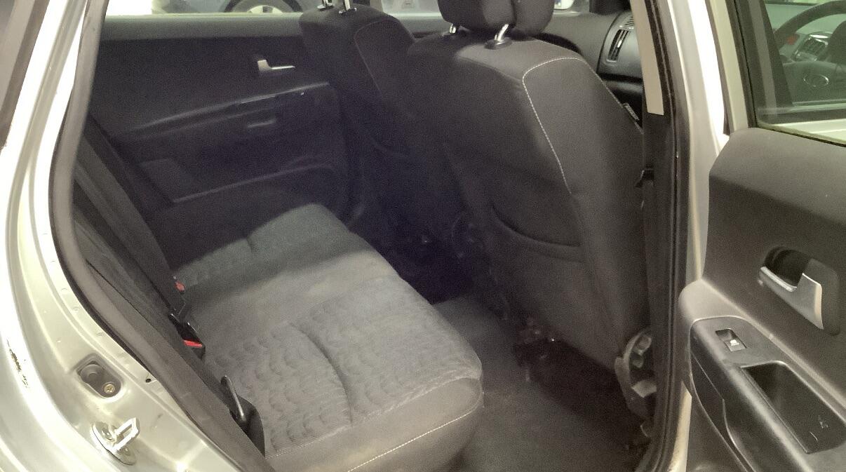 Used Kia Ceed 2010 for sale - 76866394: Photo 14