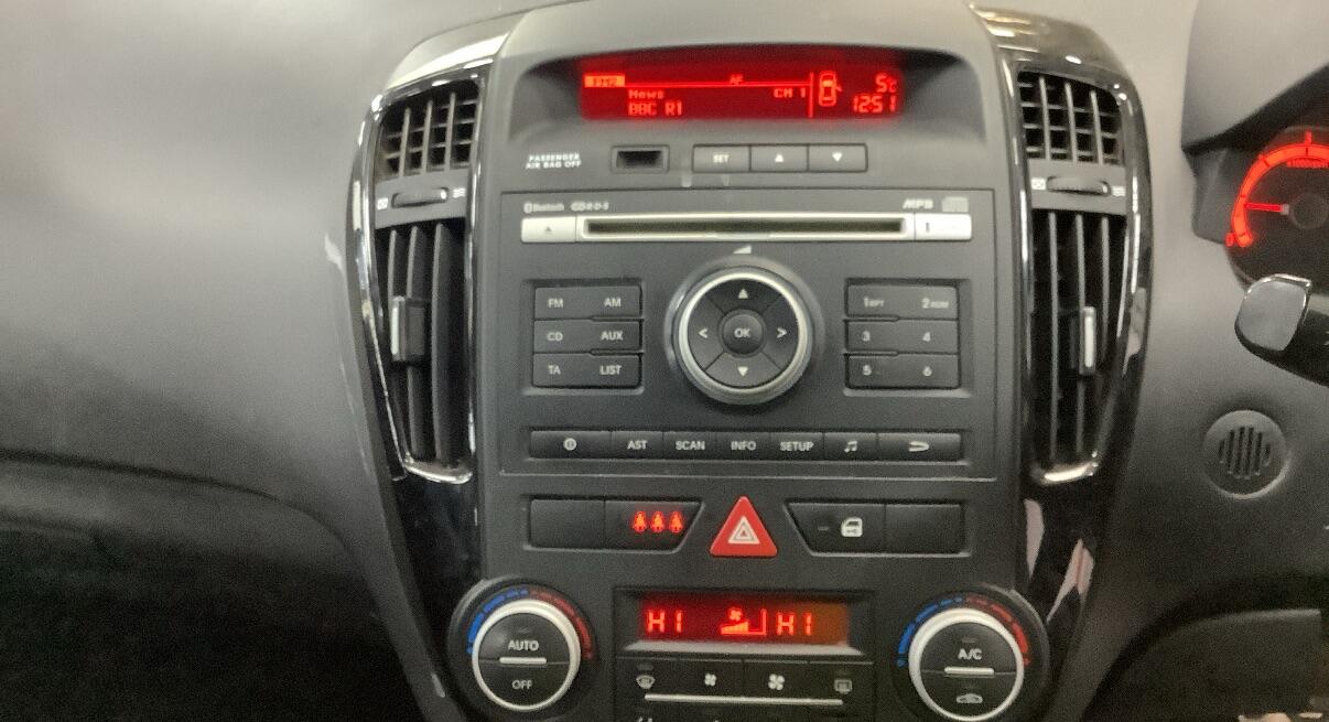 Used Kia Ceed 2010 for sale - 76866394: Photo 16