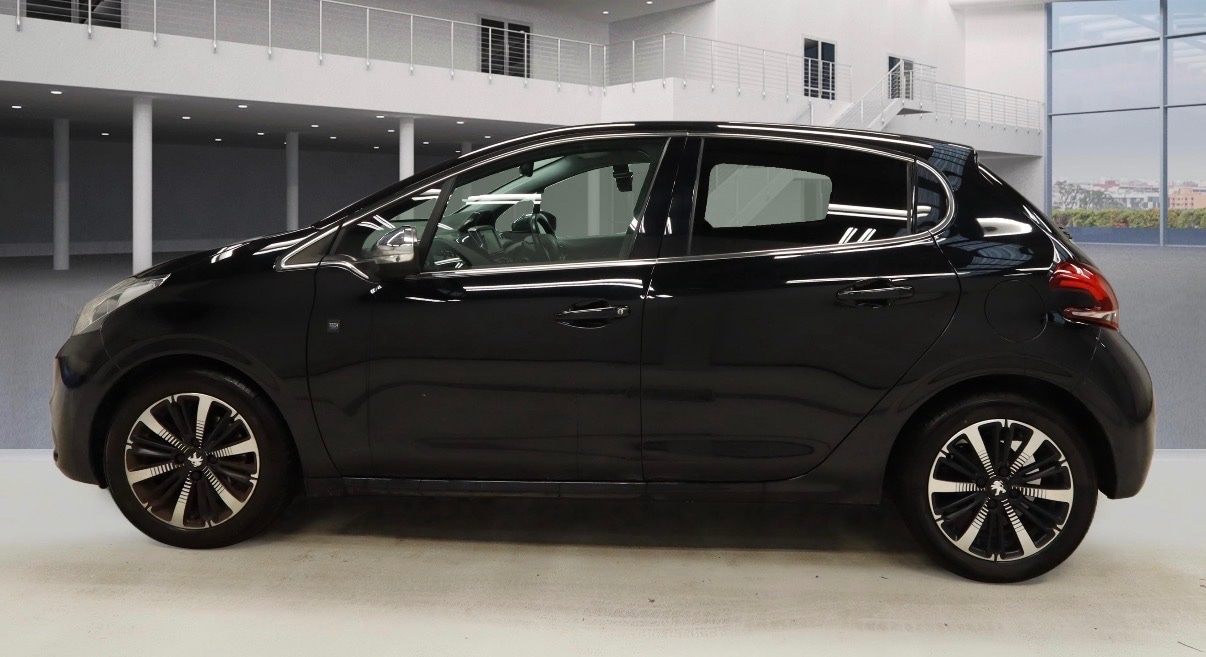 Used Peugeot 208 2019 for sale - 77973578: Photo 6