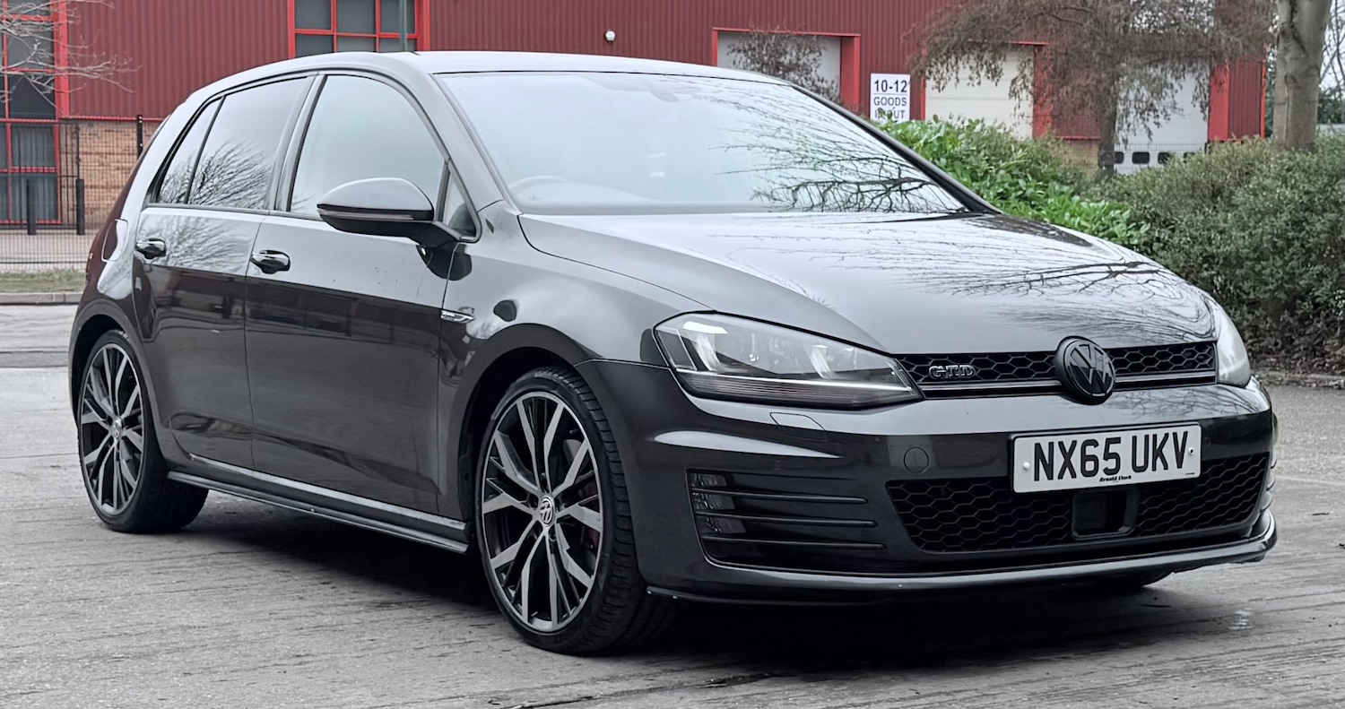 Used Volkswagen Golf 2015 for sale - 77797996: Photo 1