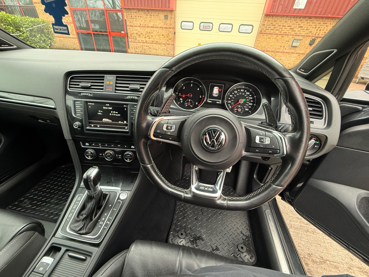 Used Volkswagen Golf 2015 for sale - 77797996: Photo 24