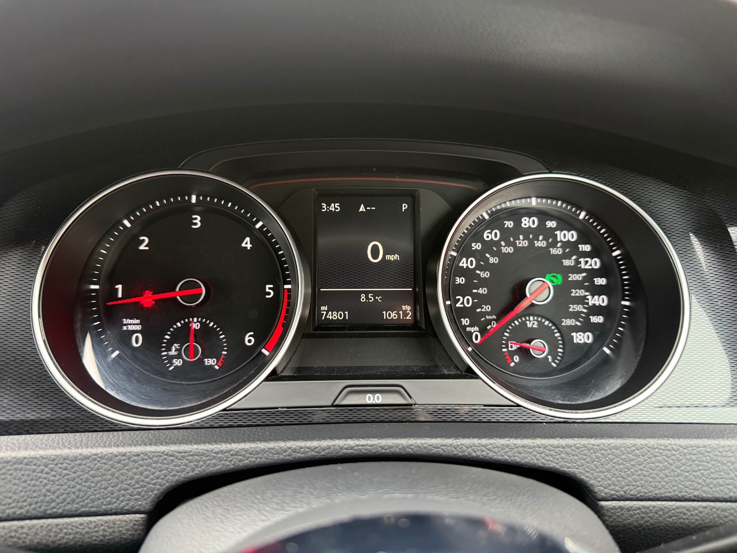 Used Volkswagen Golf 2015 for sale - 77797996: Photo 27