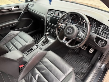Used Volkswagen Golf 2015 for sale - 77797996: Photo