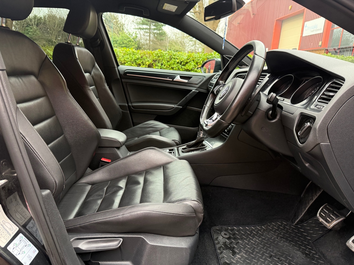 Used Volkswagen Golf 2015 for sale - 77797996: Photo 31