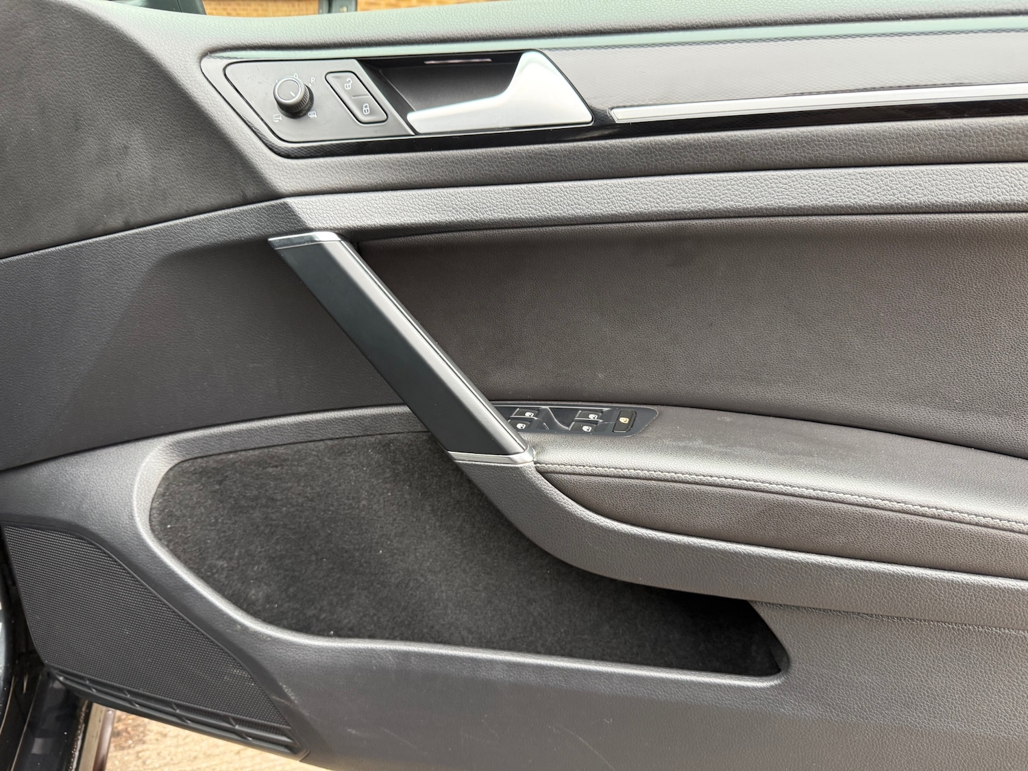 Used Volkswagen Golf 2015 for sale - 77797996: Photo 38