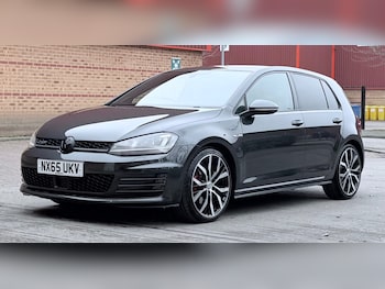 Used Volkswagen Golf 2015 for sale - 77797996: Photo
