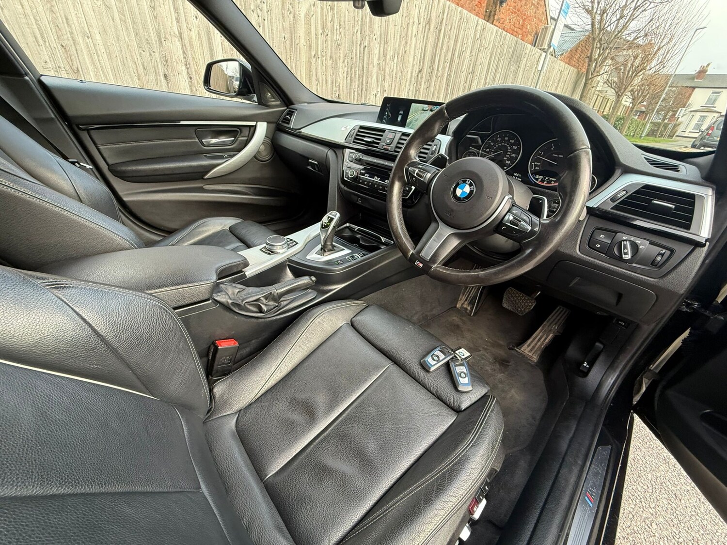 Used BMW 3 Series 2017 for sale - 77691928: Photo 11