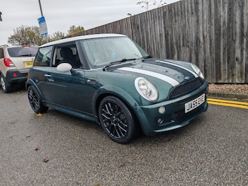 Used MINI Hatch 2005 for sale - 76157659: Photo 2