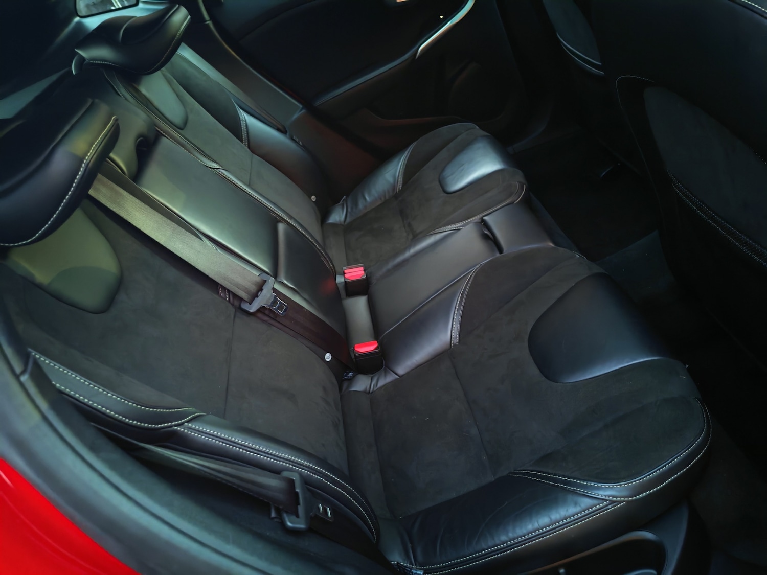 Used Volvo V40 2015 for sale - 76640695: Photo 13