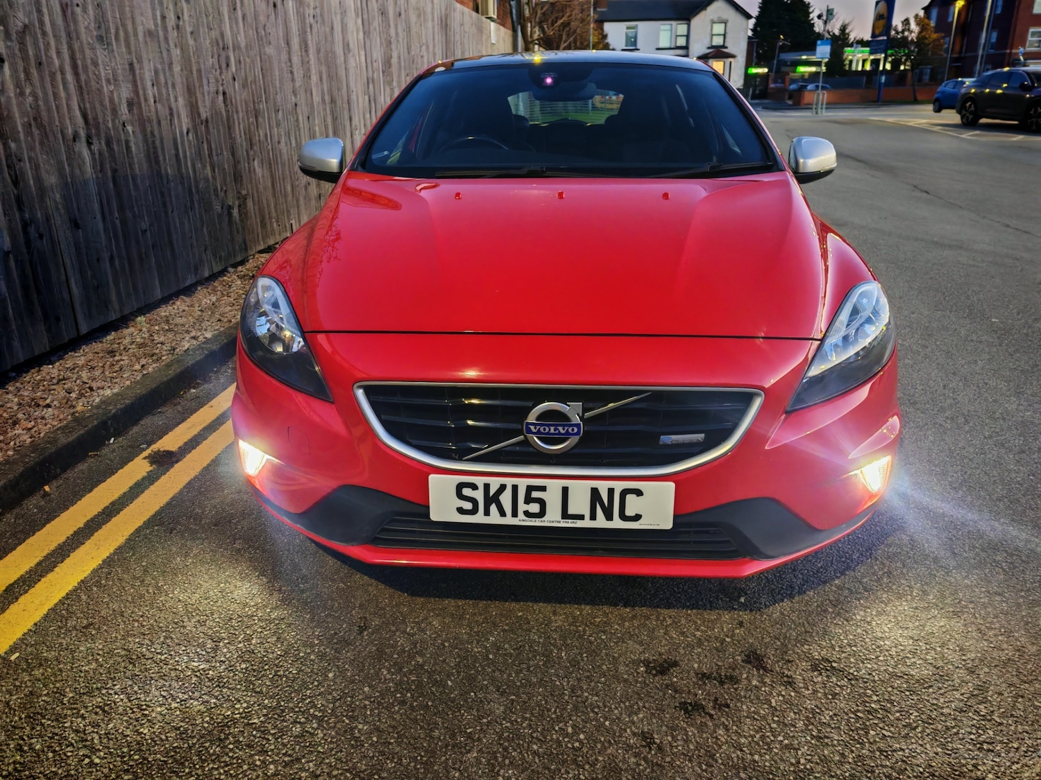 Used Volvo V40 2015 for sale - 76640695: Photo 3
