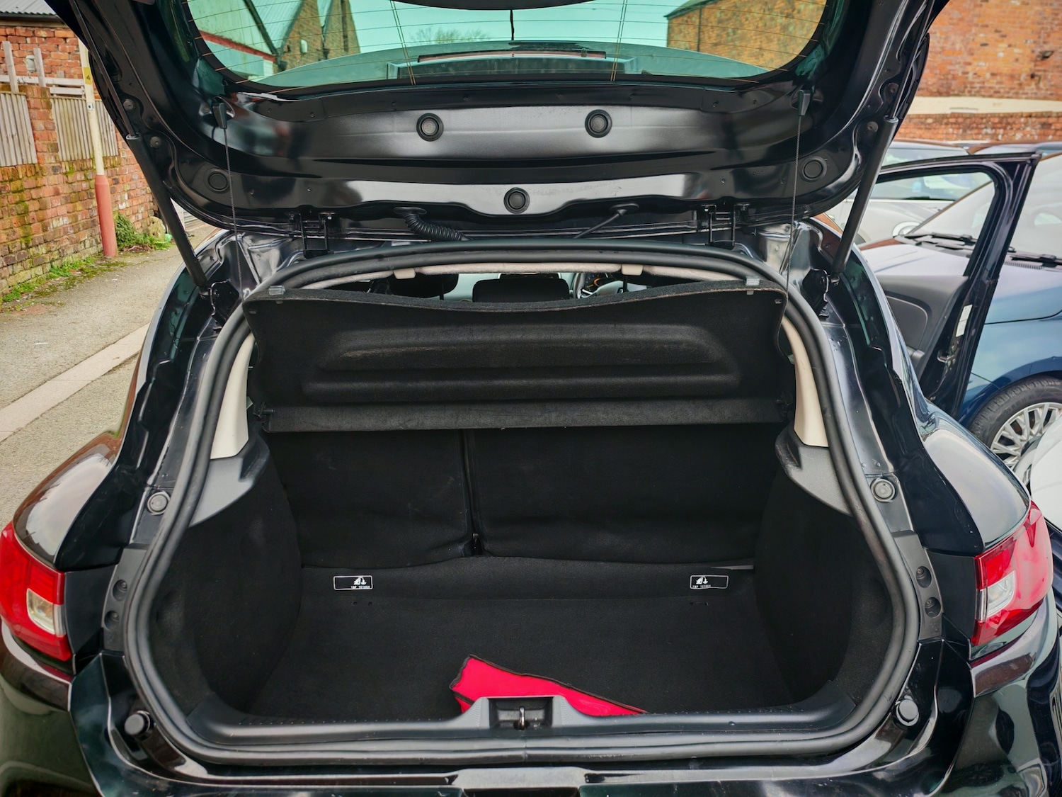 Used Renault Clio 2015 for sale - 77059315: Photo 13