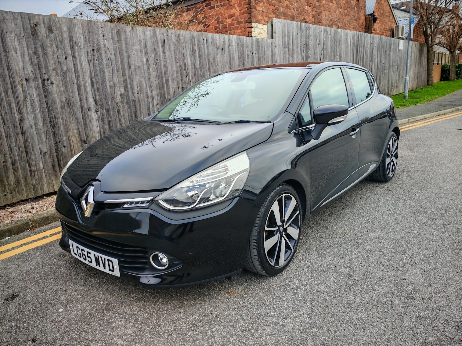 Used Renault Clio 2015 for sale - 77059315: Photo 4