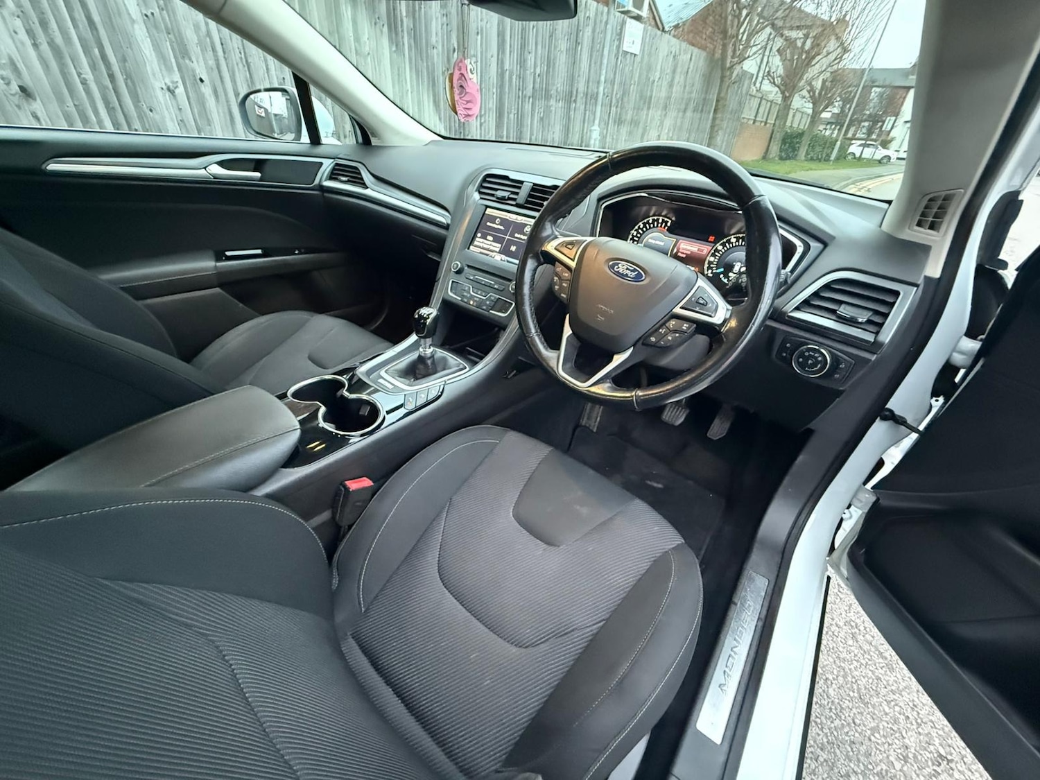 Used Ford Mondeo 2015 for sale - 77409476: Photo 11