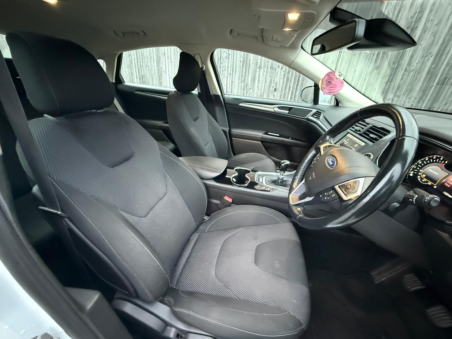 Used Ford Mondeo 2015 for sale - 77409476: Photo 12