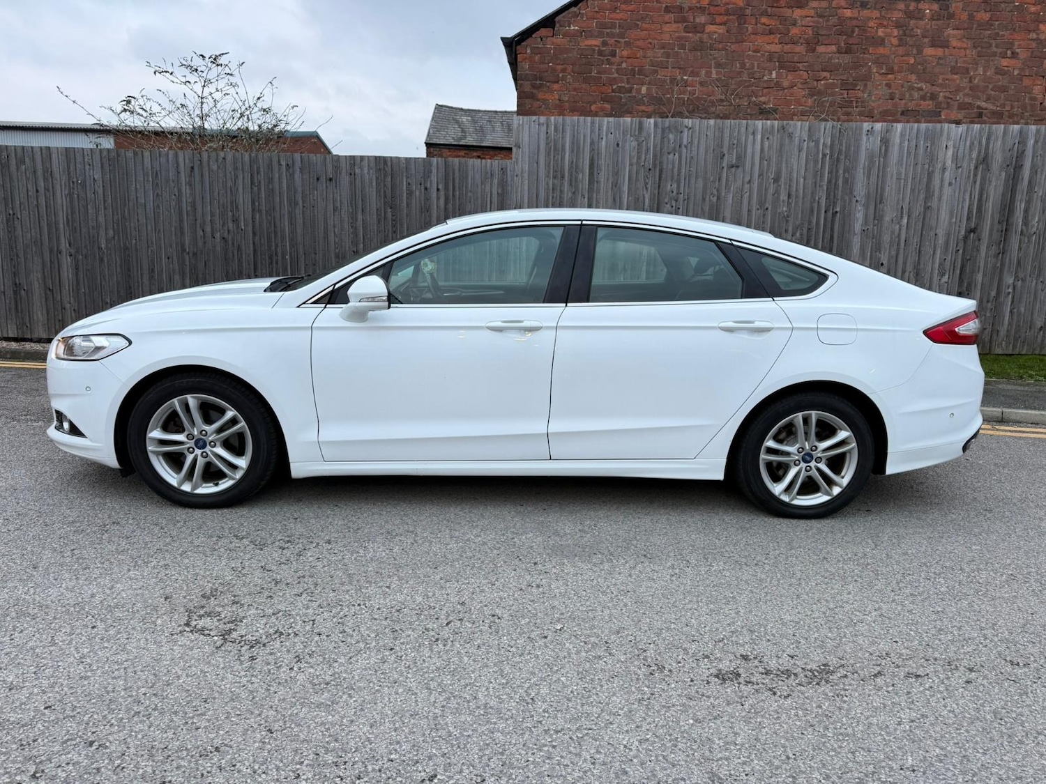 Used Ford Mondeo 2015 for sale - 77409476: Photo 6
