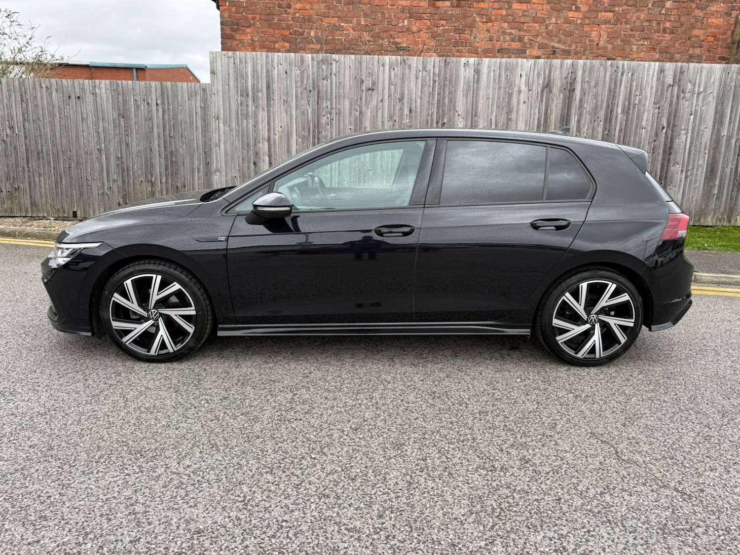 Used Volkswagen Golf 2021 for sale - 77851025: Photo 5