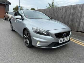 Used Volvo V40 2015 for sale - 74897086: Photo