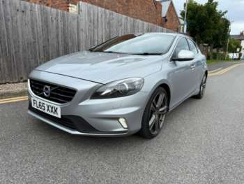 Used Volvo V40 2015 for sale - 74897086: Photo
