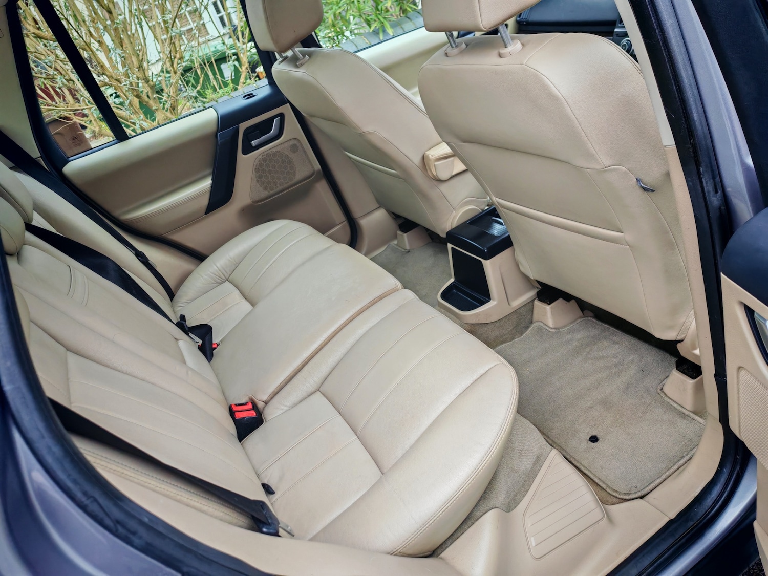 Used Land Rover Freelander 2013 for sale - 77476068: Photo 12