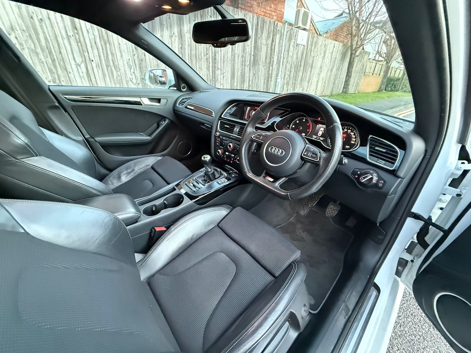 Used Audi A4 2013 for sale - 77173354: Photo 14