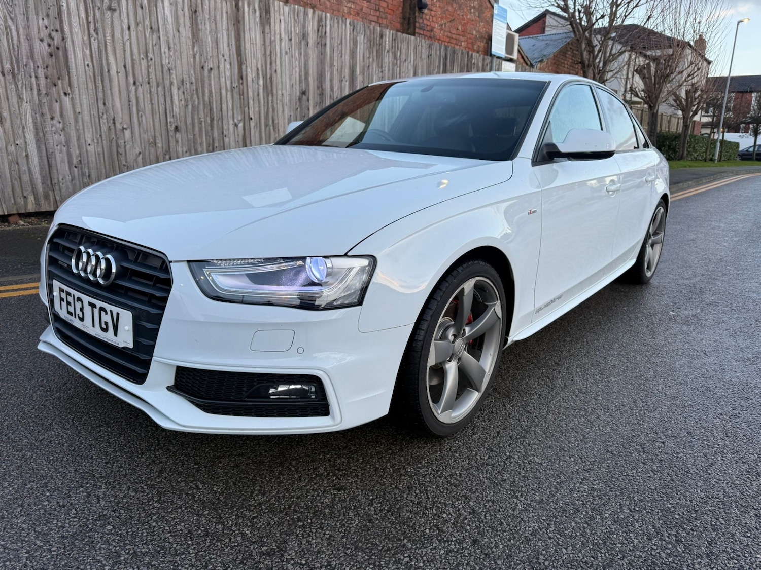 Used Audi A4 2013 for sale - 77173354: Photo 4