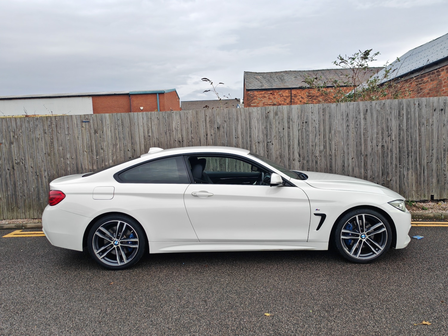 Used BMW 4 Series 2017 for sale - 76422442: Photo 6