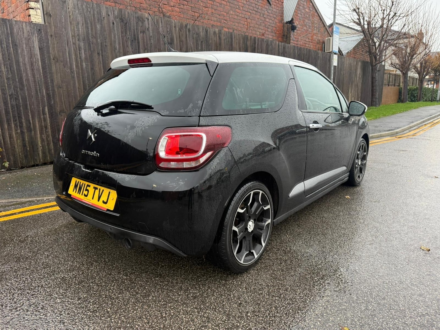 Used Citroen DS3 2015 for sale - 76780026: Photo 9