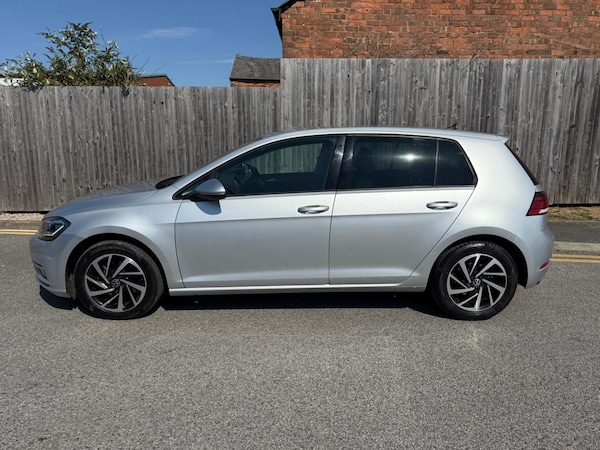 Used Volkswagen Golf 2020 for sale - 75684676: Photo 5