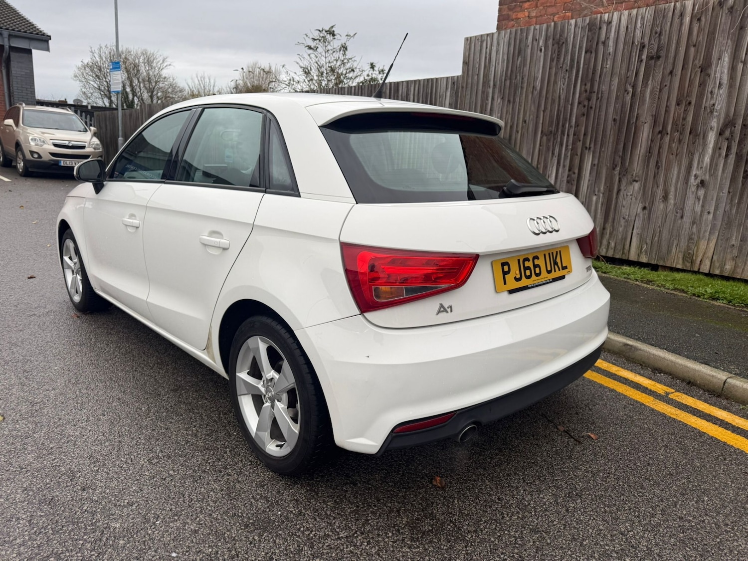 Used Audi A1 2016 for sale - 76555555: Photo 5
