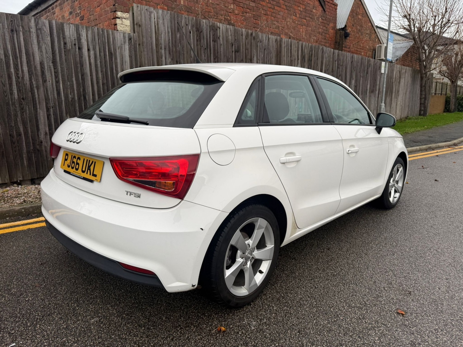 Used Audi A1 2016 for sale - 76555555: Photo 7