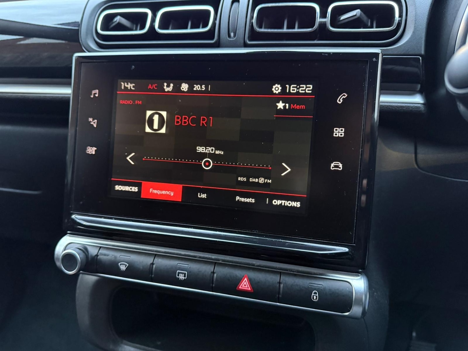 Used Citroen C3 2017 for sale - 76882067: Photo 13