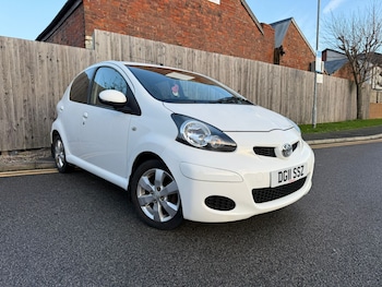 2011 (11) - 1.0 VVT-i Go 5dr [AC] MMT