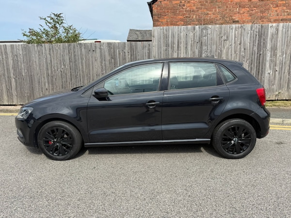 Used Volkswagen Polo 2015 for sale - 75592812: Photo 6