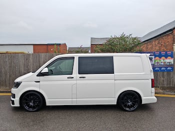 Used Volkswagen Transporter 2015 for sale - 79703927: Photo