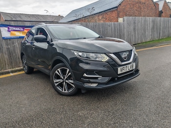 Used Nissan Qashqai 2017 for sale - 77562772: Photo