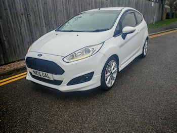 Used Ford Fiesta 2016 for sale - 77357590: Photo