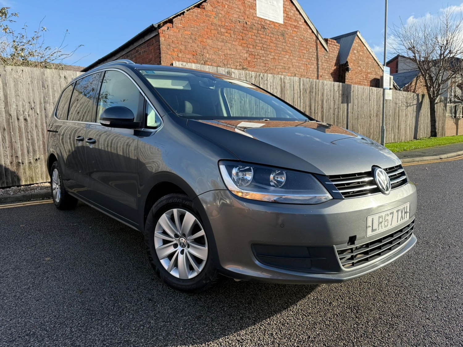 Used Volkswagen Sharan 2018 for sale - 76594511: Photo 1