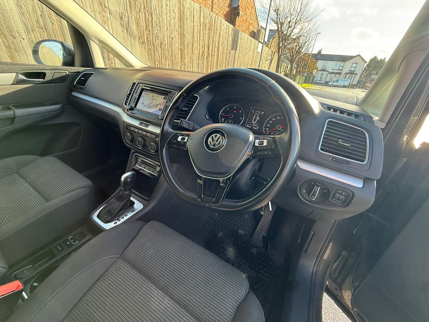 Used Volkswagen Sharan 2018 for sale - 76594511: Photo 10