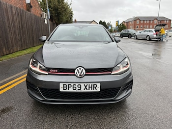 Used Volkswagen Golf 2019 for sale - 75959366: Photo