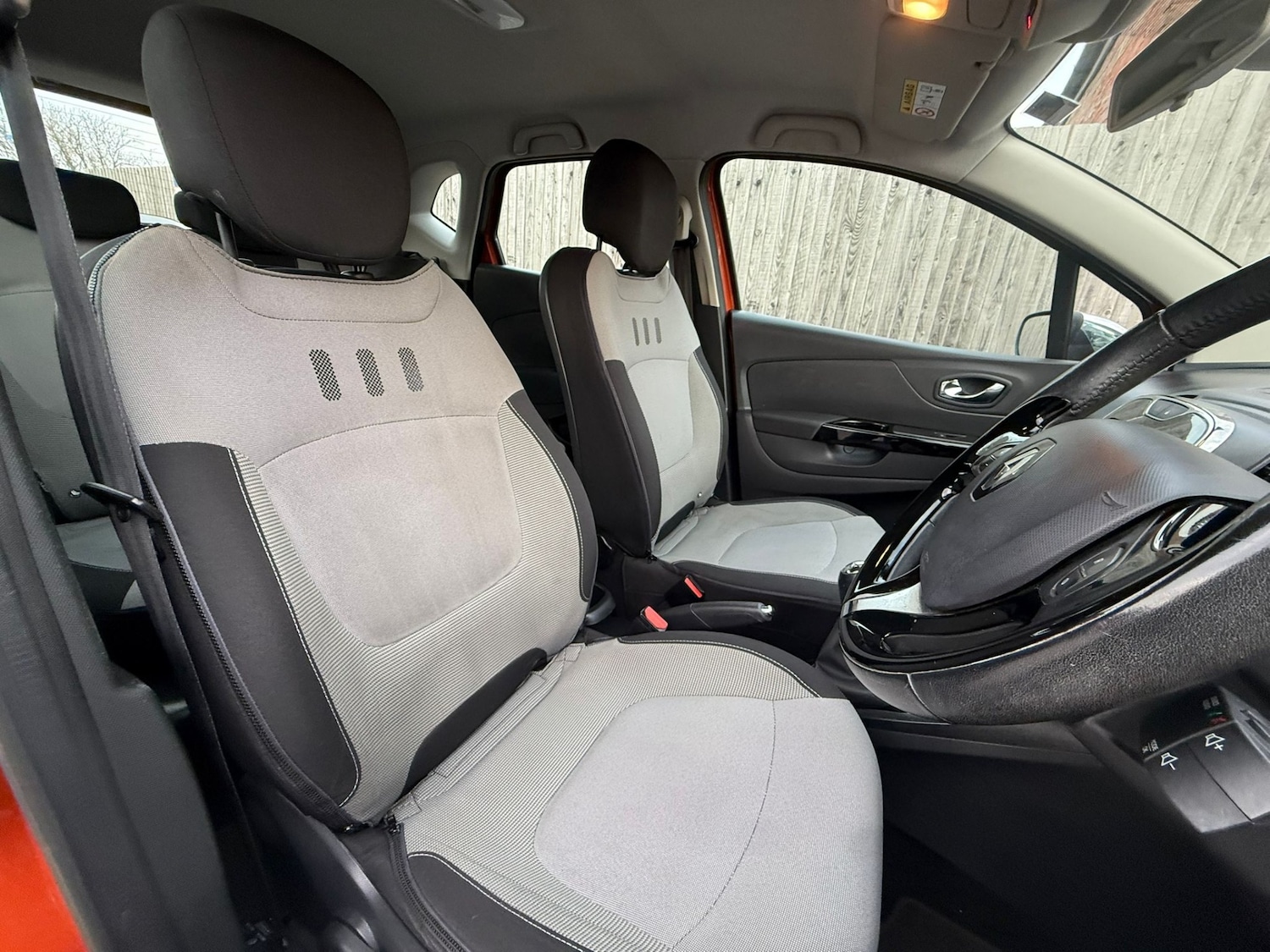 Used Renault Captur 2014 for sale - 76663171: Photo 11